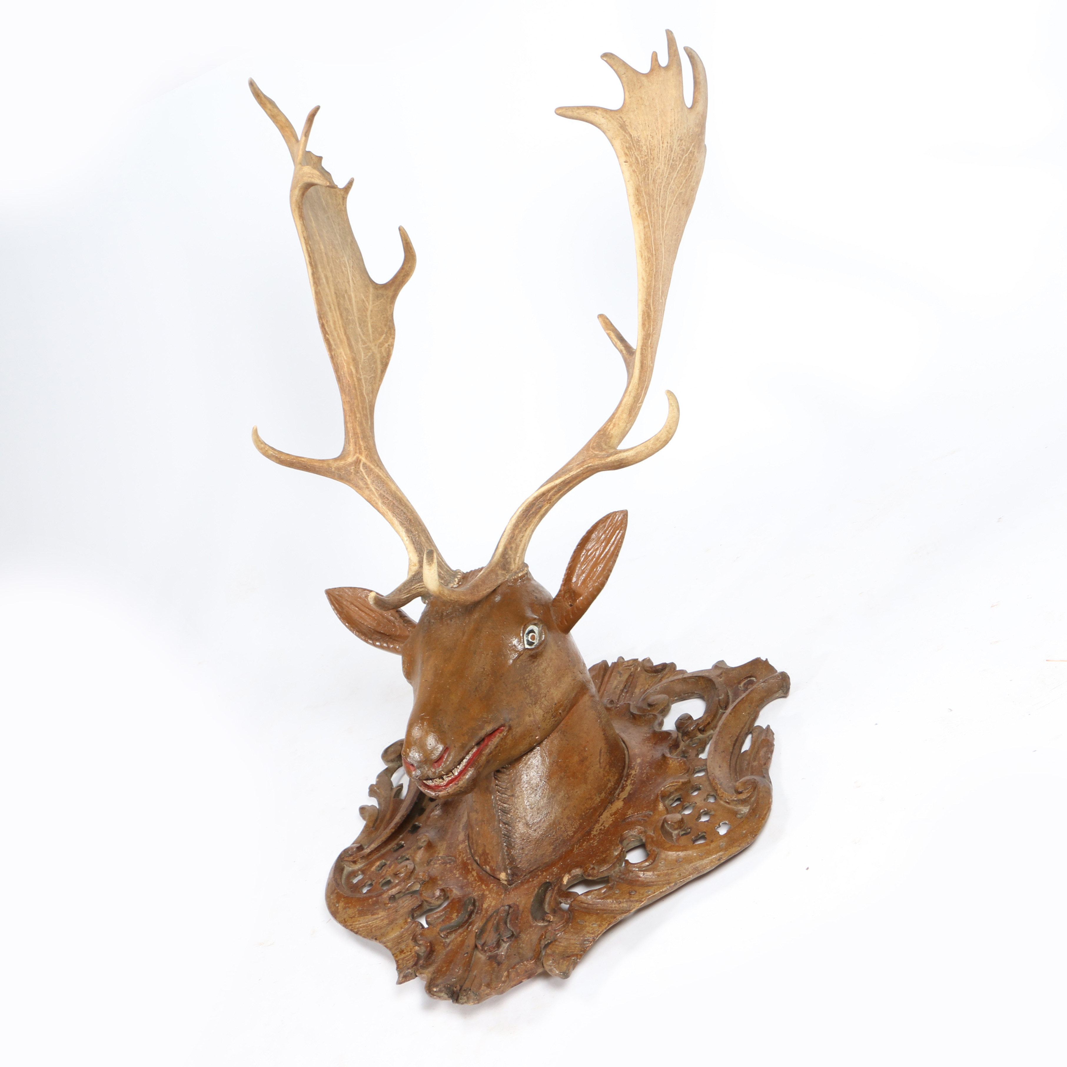 A LATE 19TH/EARLY 20TH CENTURY CARVED STAG HEAD WITH ANTLERS. - Image 2 of 3