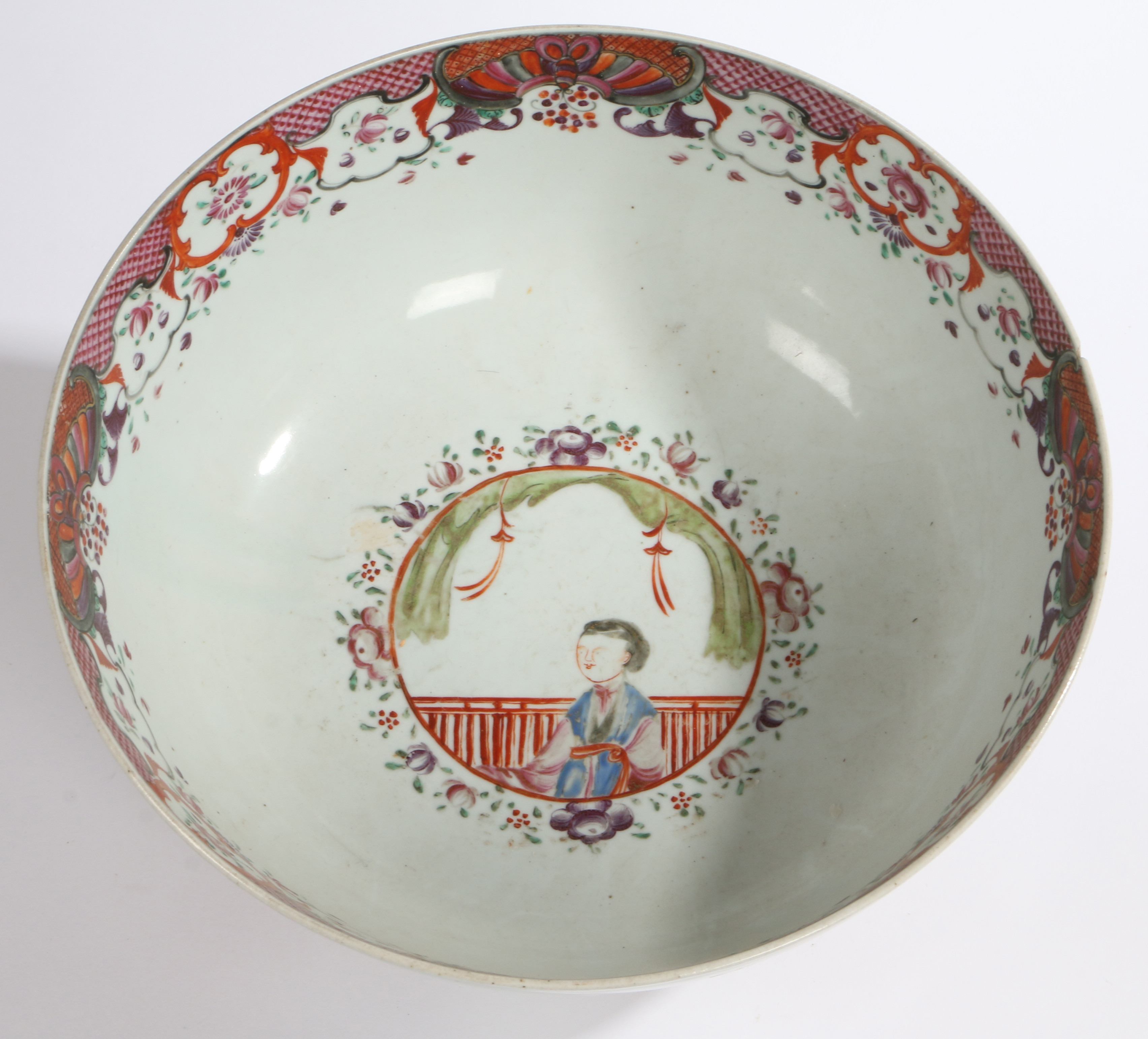 A CHINESE EXPORT FAMILLE ROSE PUNCH BOWL. - Image 3 of 3