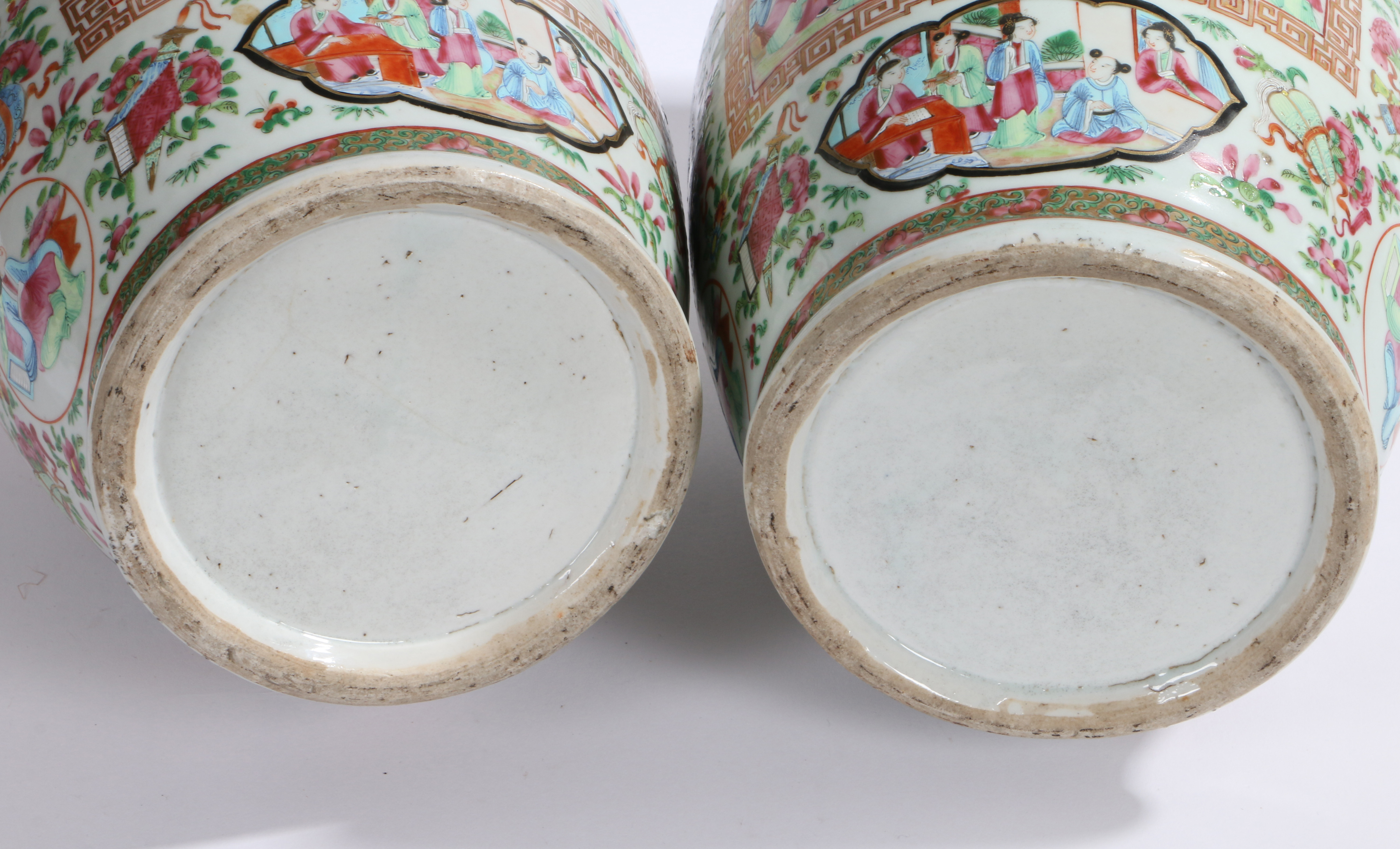 A PAIR OF CANTONESE PORCELAIN VASES, 19TH CENTURY. - Image 2 of 4