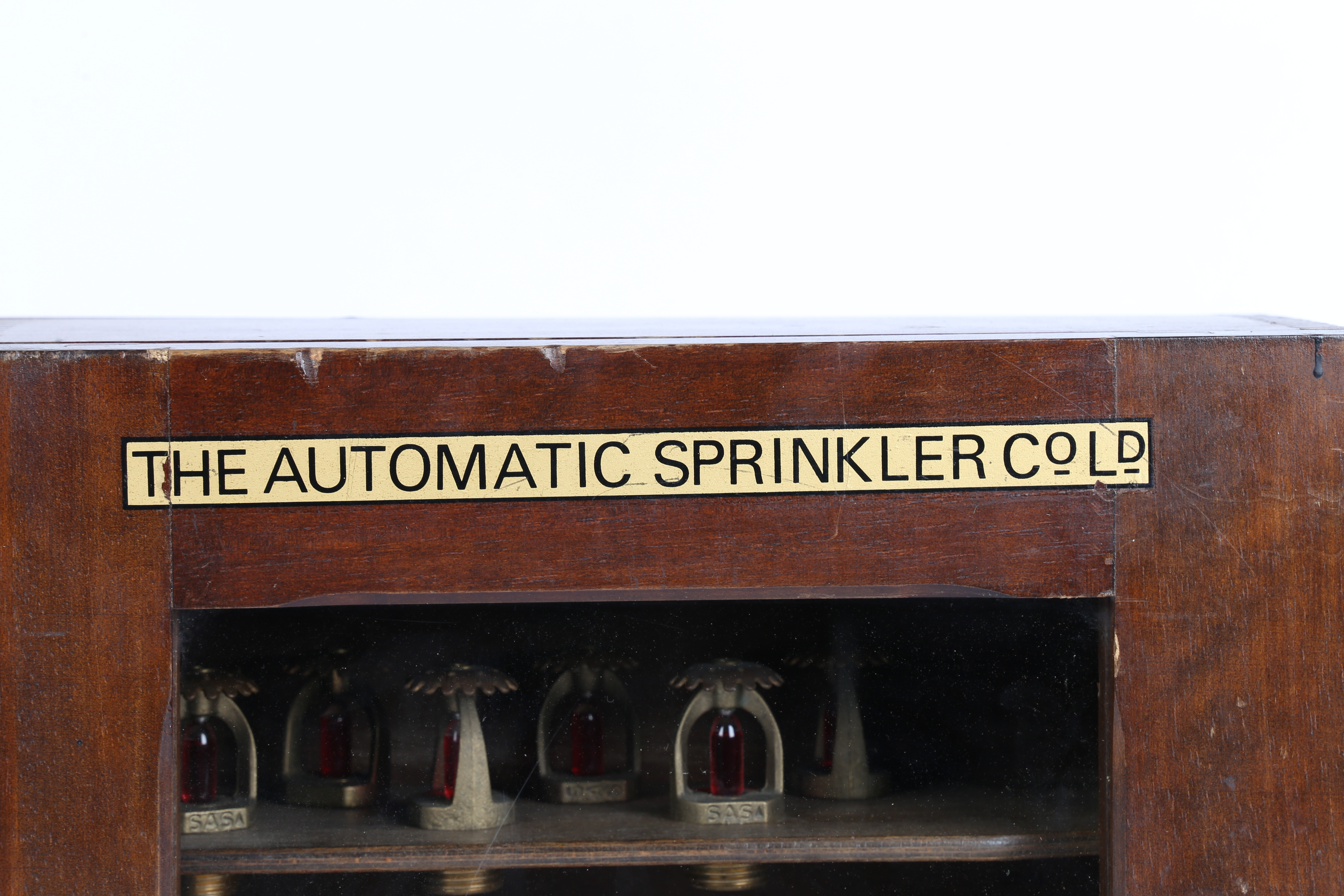 THE AUTOMATIC SPRINKLER CO. LTD., A GLASS FRONTED TRADE DISPLAY BOX. - Image 2 of 6