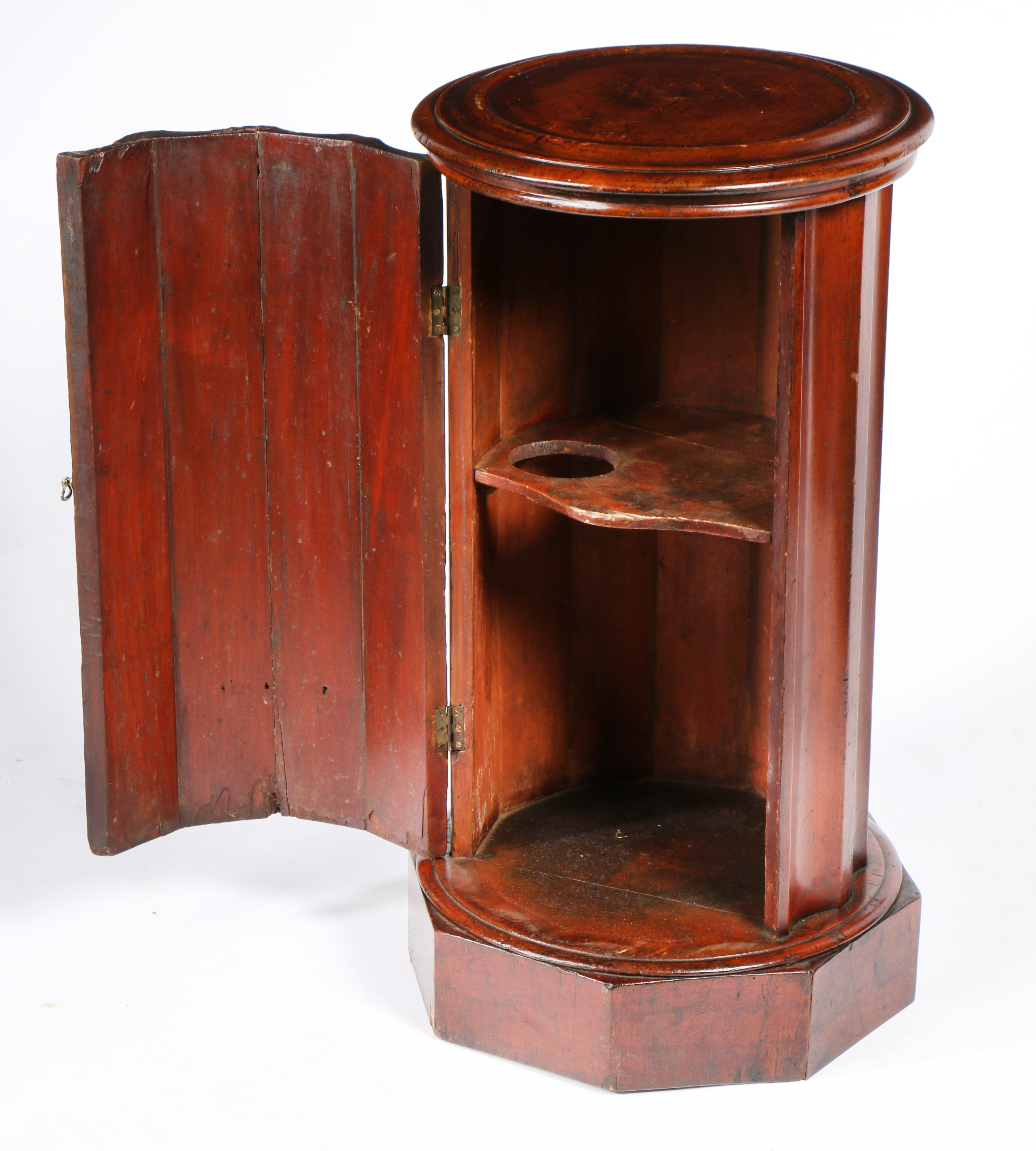 A VICTORIAN MAHOGANY POT CUPBOARD. - Image 2 of 2