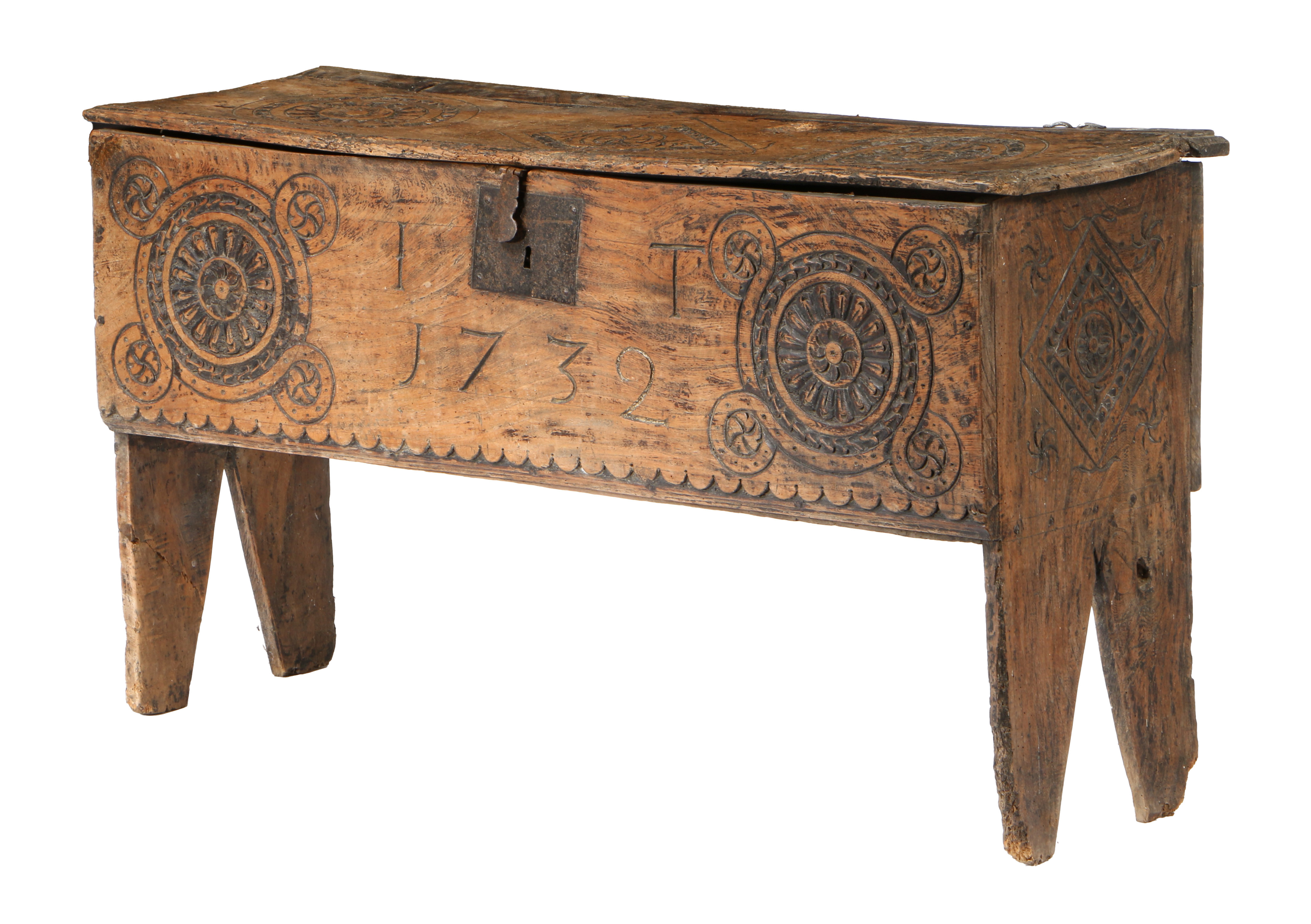 A LATE 17TH CENTURY OAK BOARDED COFFER. - Image 3 of 3