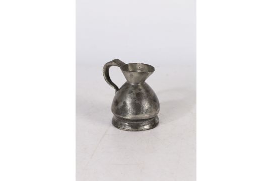 AN UNCOMMON LATE 19TH CENTURY PEWTER BIRMINGHAM MADE SO-CALLED WEST COUNTRY MEASURE, GILL CAPACITY. - Image 2 of 4