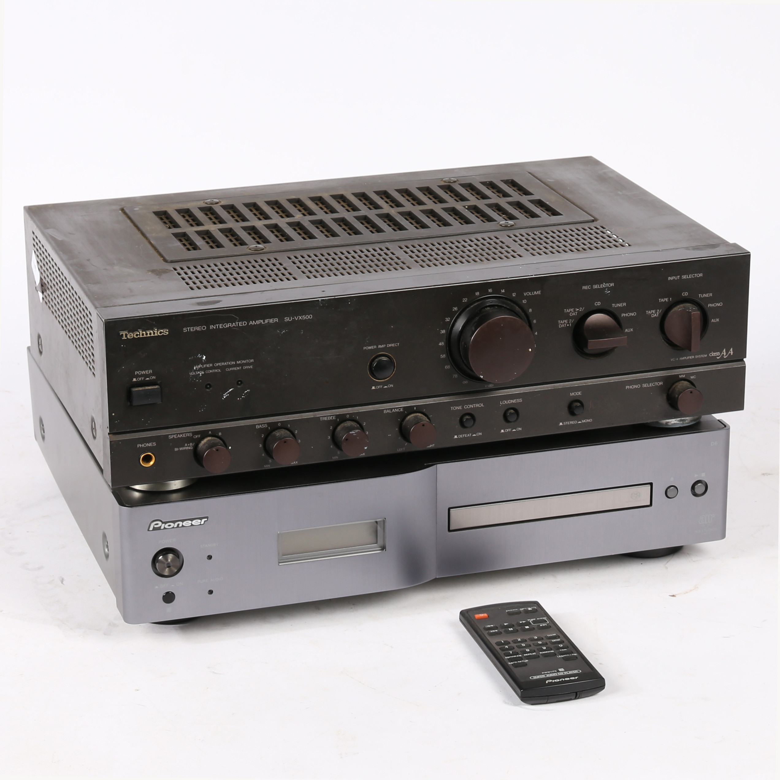 A TECHNICS AMPLIFIER, A PIONEER CD PLAYER (2).