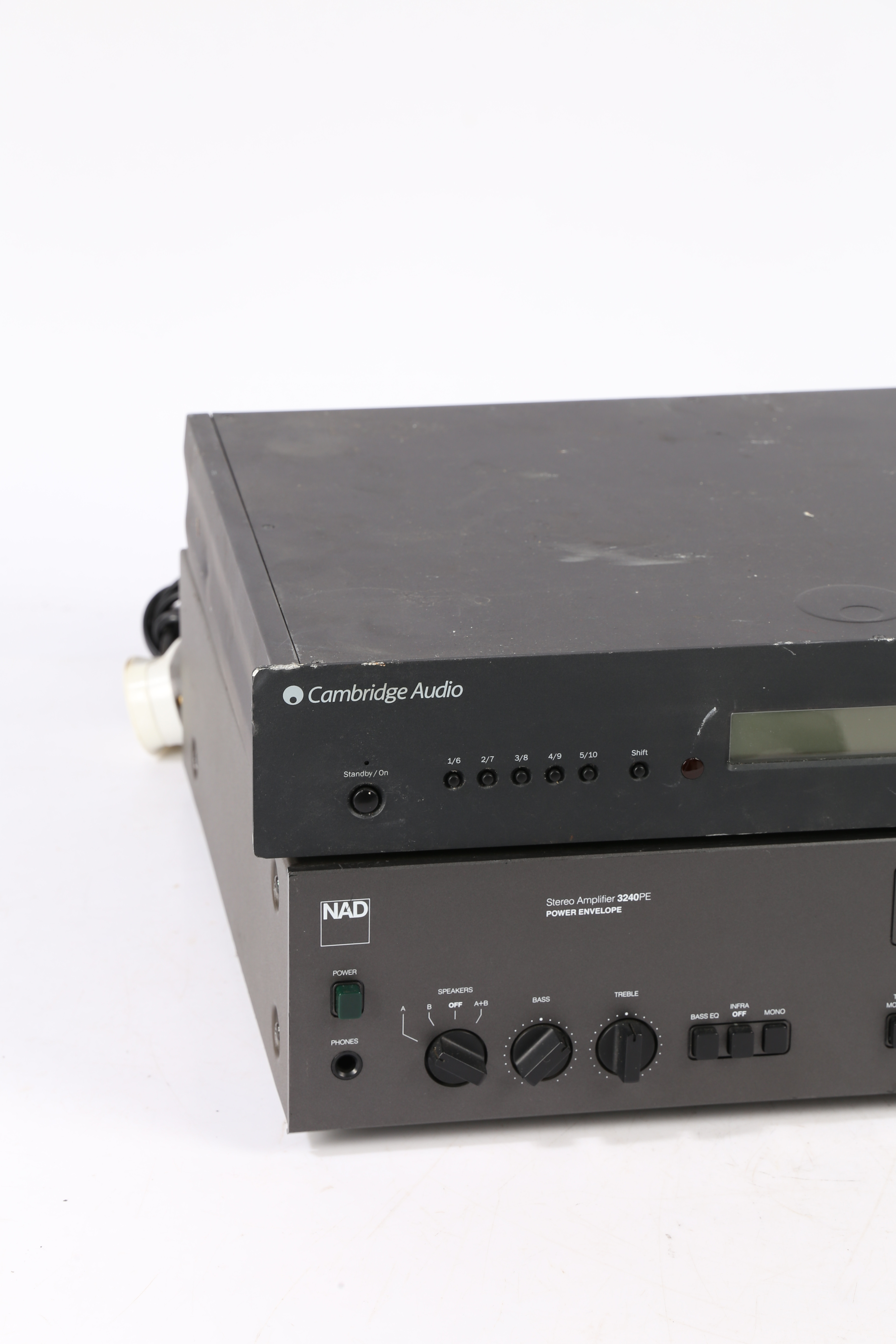 NAD 3240PE POWER AMPLIFIER, CAMBRIDGE AUDIO 640T DAB/FM TUNER (2). - Image 2 of 3