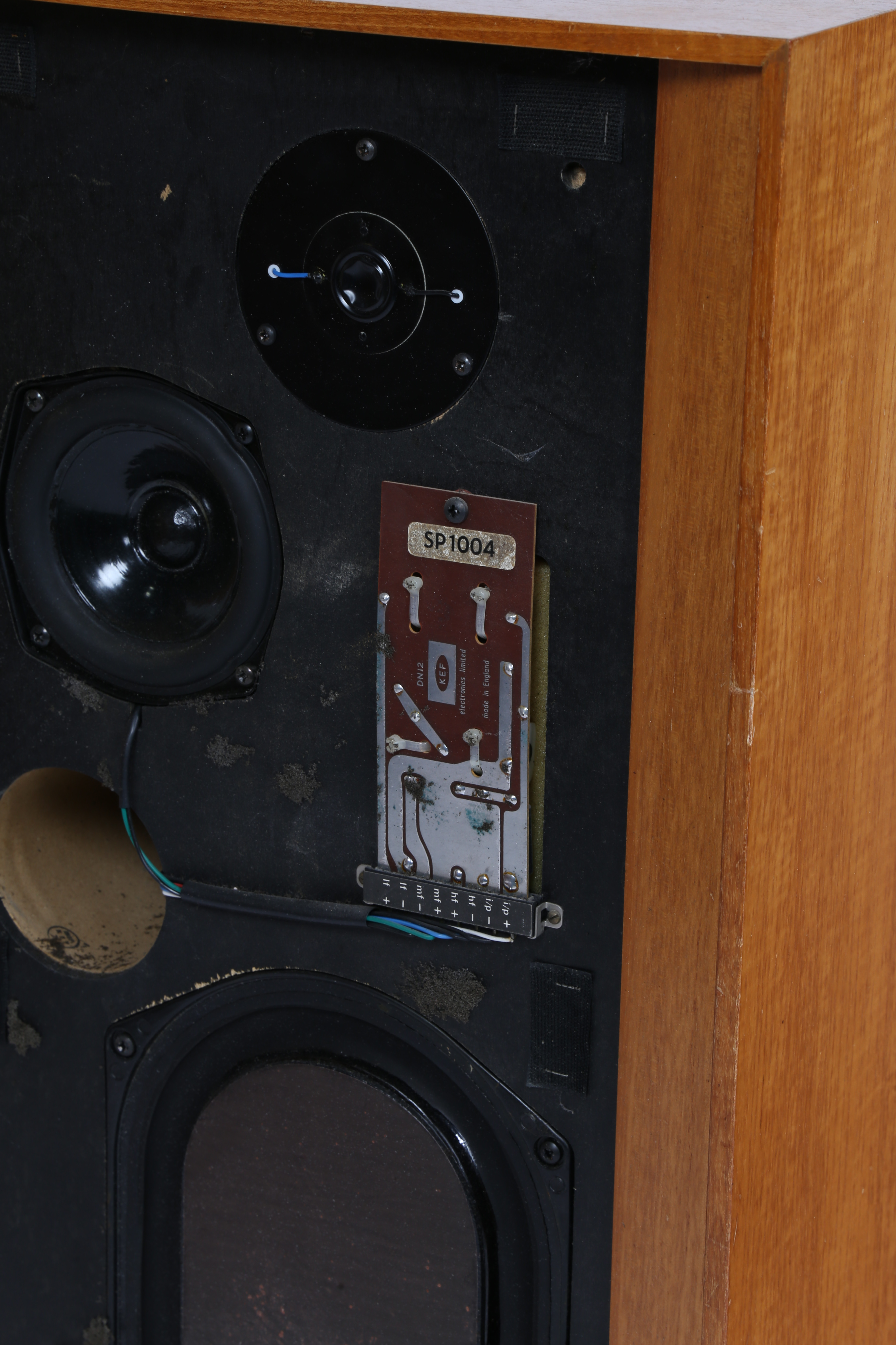 KEF CONCERTO FLOOR STANDING SPEAKERS. - Image 5 of 7