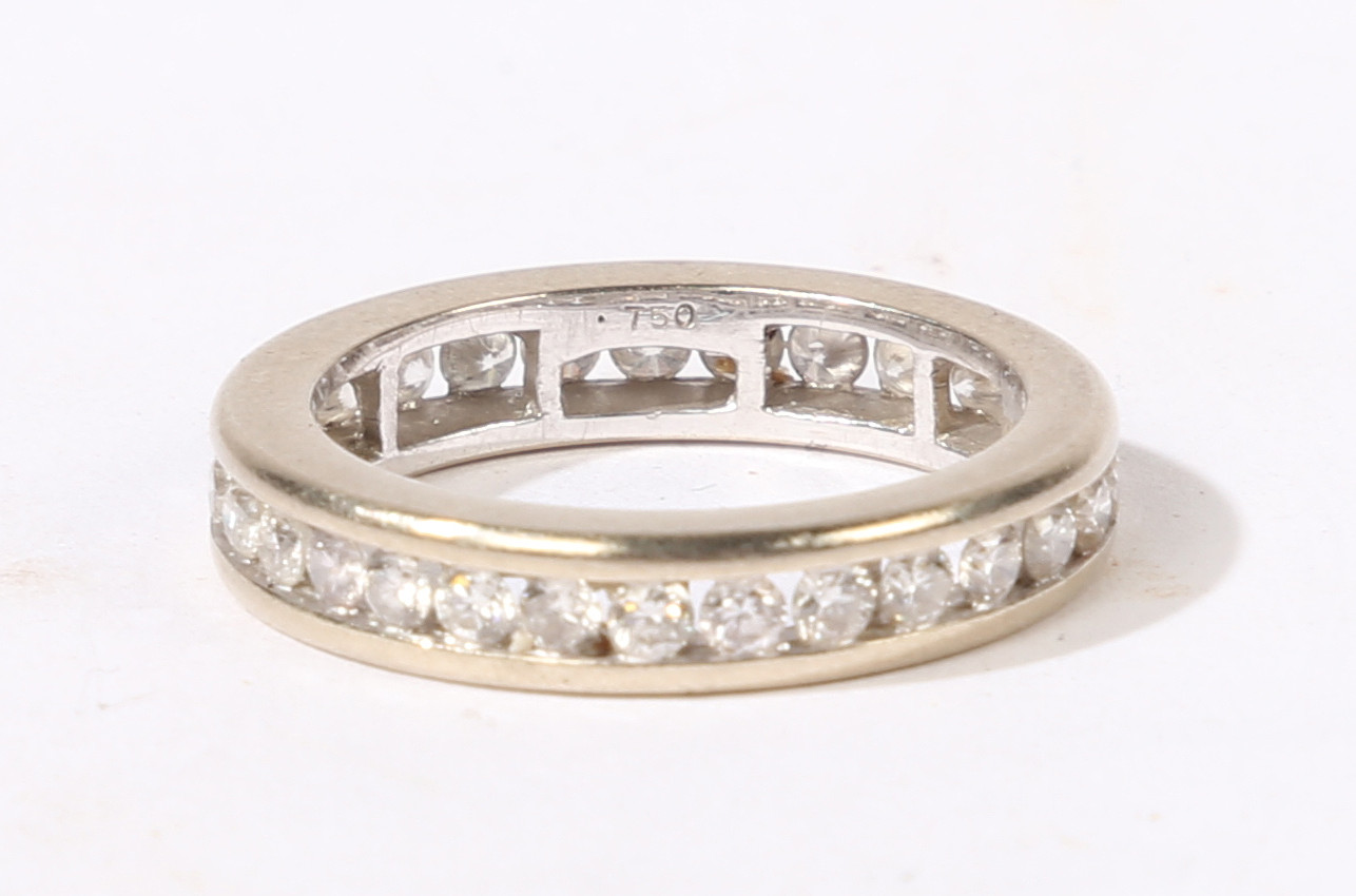 AN 18 CARAT WHITE GOLD AND DIAMOND FULL ETERNITY RING. - Image 2 of 4