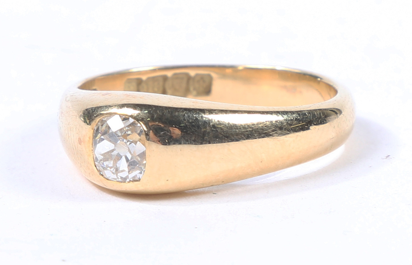 A GENTLEMANS 18 CARAT GOLD AND DIAMOND GYPSY RING. - Bild 7 aus 7