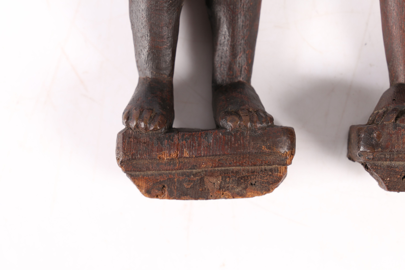 A PAIR OF CARVED OAK FIGURES. - Image 7 of 12