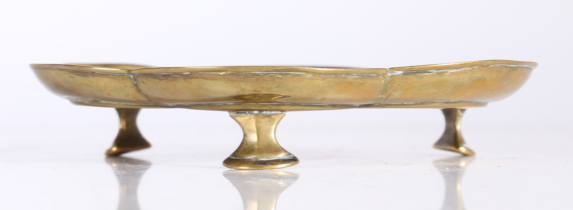 A RARE GEORGE II SMALL COPPER-ALLOY SILVER-FORM WAITER, circa 1730. - Image 2 of 5