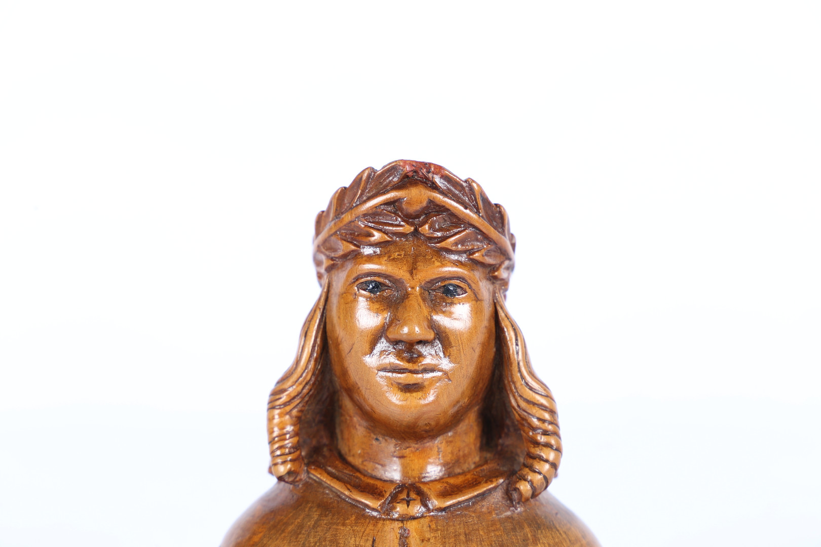 AN EARLY 19TH CENTURY BOXWOOD SNUFF BOX BUST OF THE YOUNG NAPOLEON CROWNED EMPEROR. - Image 2 of 8