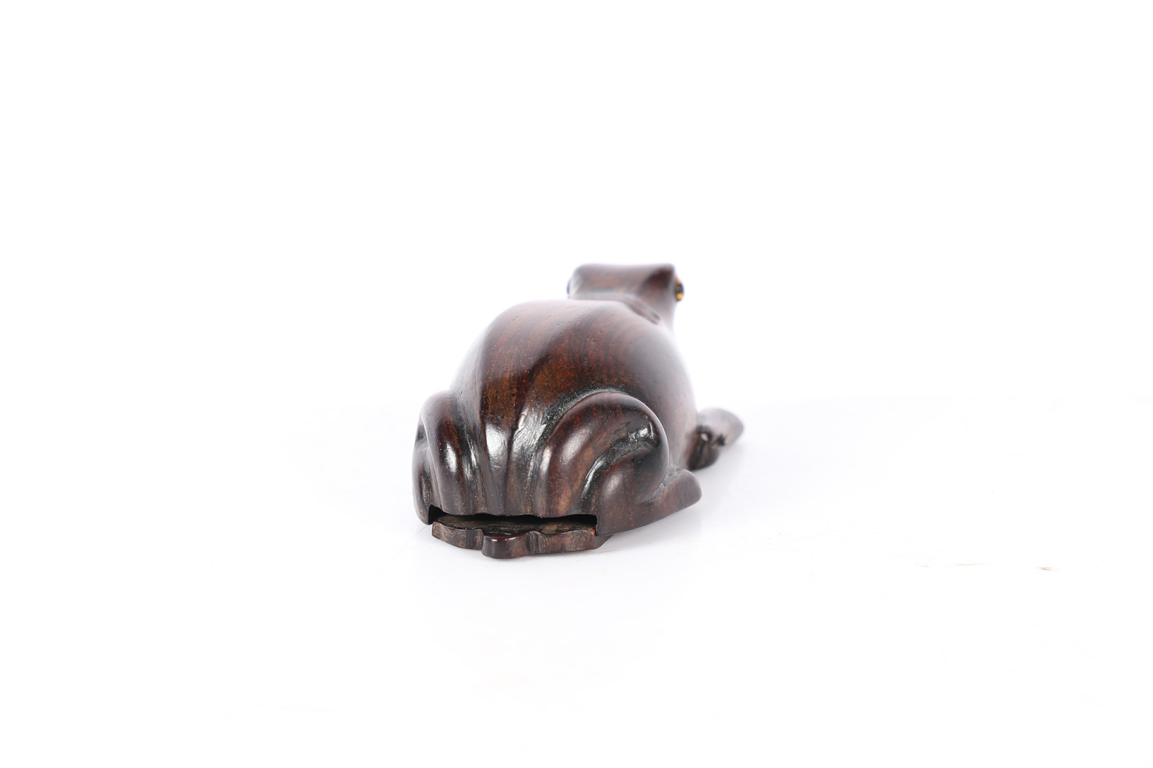 A 19TH CENTURY ROSEWOOD FROG SNUFF BOX. - Image 3 of 6