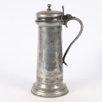 A LARGE CHARLES I PEWTER KNOPPED FLAGON, CIRCA 1630.