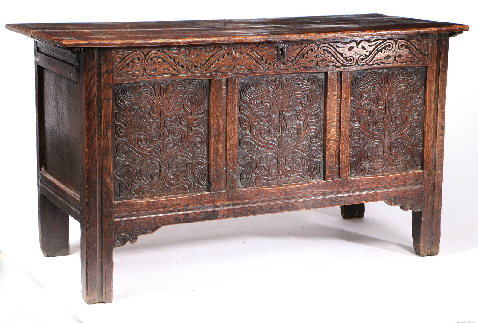 A CHARLES II OAK COFFER, WEST COUNTRY. CIRCA 1670. - Image 4 of 4