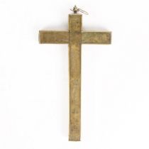 A LATE 17TH CENTURY BRASS PENDANT RELIQUARY CROSS.