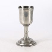 A PEWTER FOOTED CUP OR CHALICE, ENGLISH OR SCOTTISH, CIRCA 1800-20.