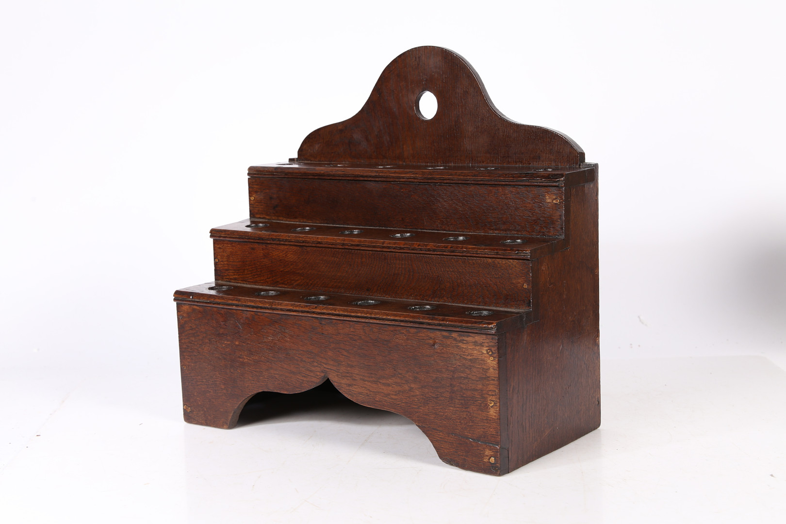 A GEORGE III OAK CAWL SPOON RACK, WELSH, CIRCA 1800. - Image 5 of 8