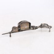 AN EARLY 19TH CENTURY IRON CANDLE-SNUFFER AND WICK-TRIMMER, ENGLISH.