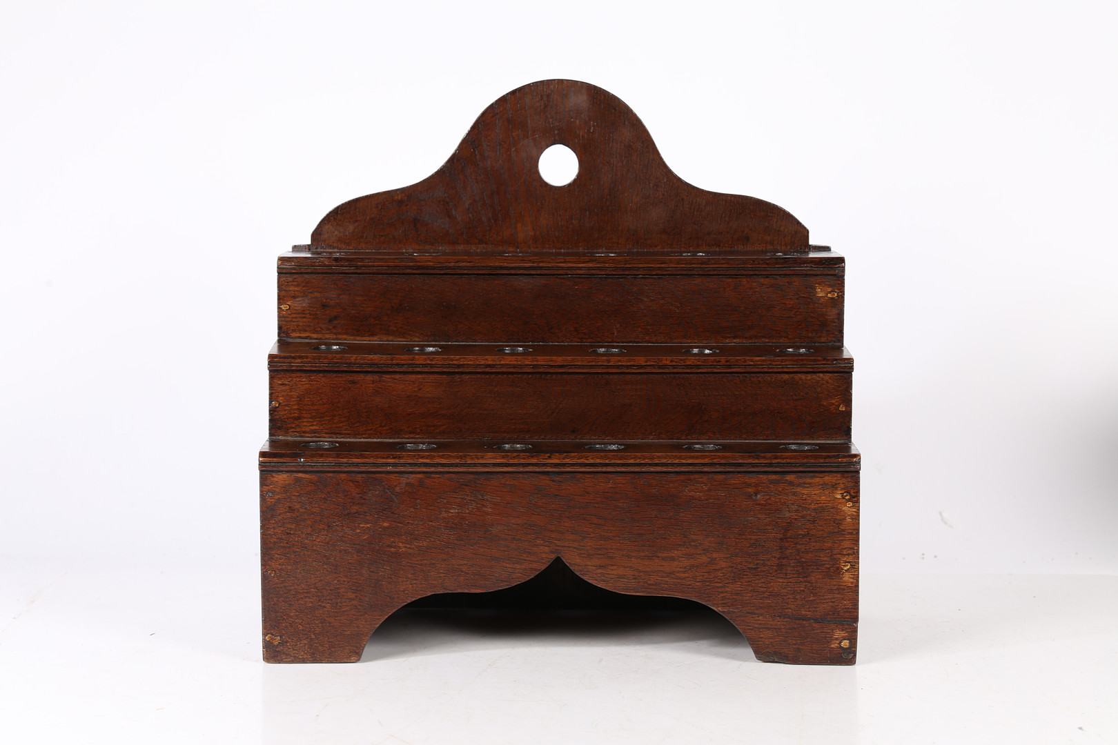 A GEORGE III OAK CAWL SPOON RACK, WELSH, CIRCA 1800. - Image 2 of 8