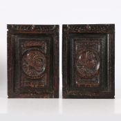 A PAIR OF 16TH CENTURY SMALL OAK ROMAYNE-TYPE PORTRAIT PANELS.