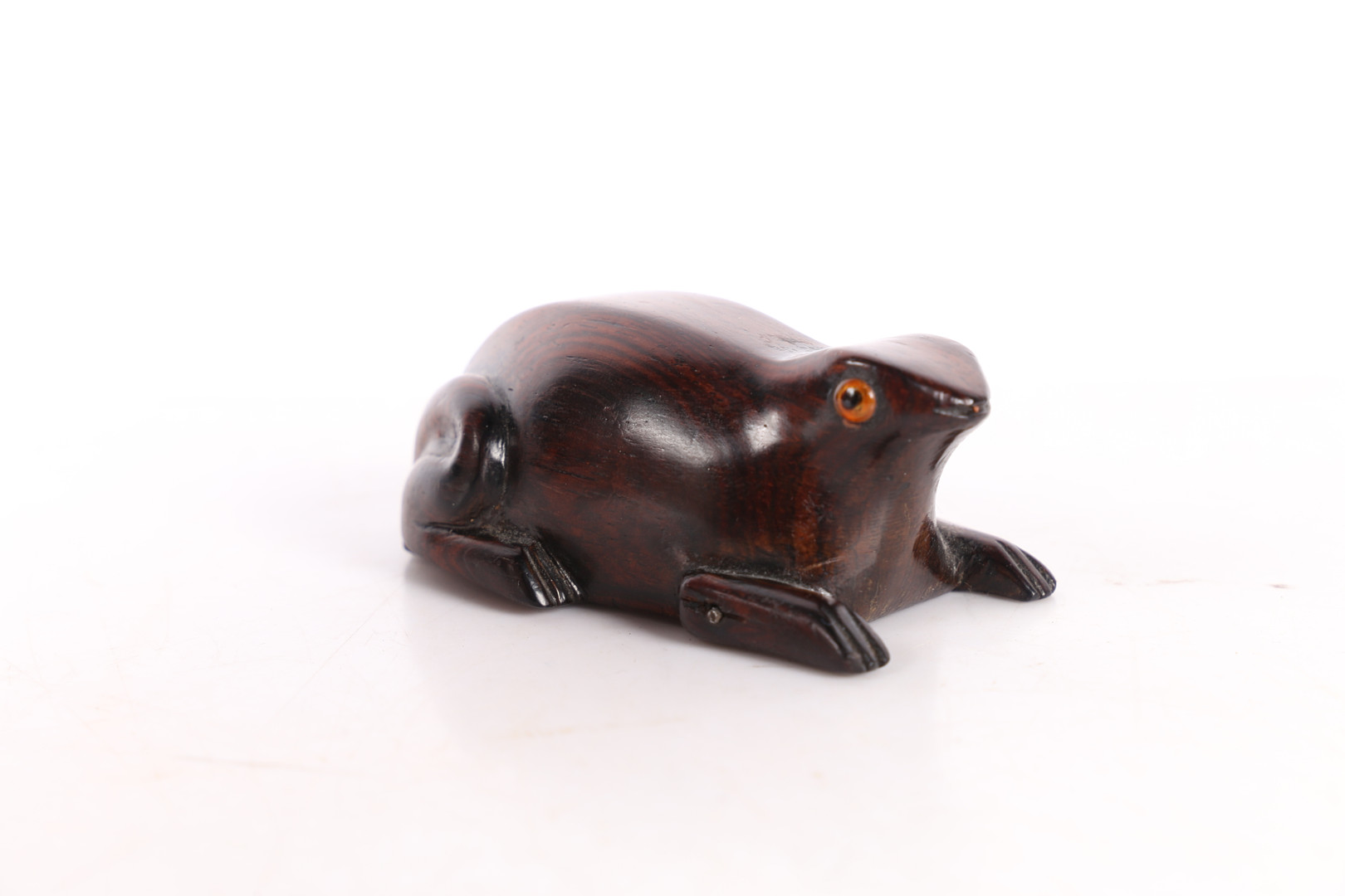 A 19TH CENTURY ROSEWOOD FROG SNUFF BOX. - Image 4 of 6