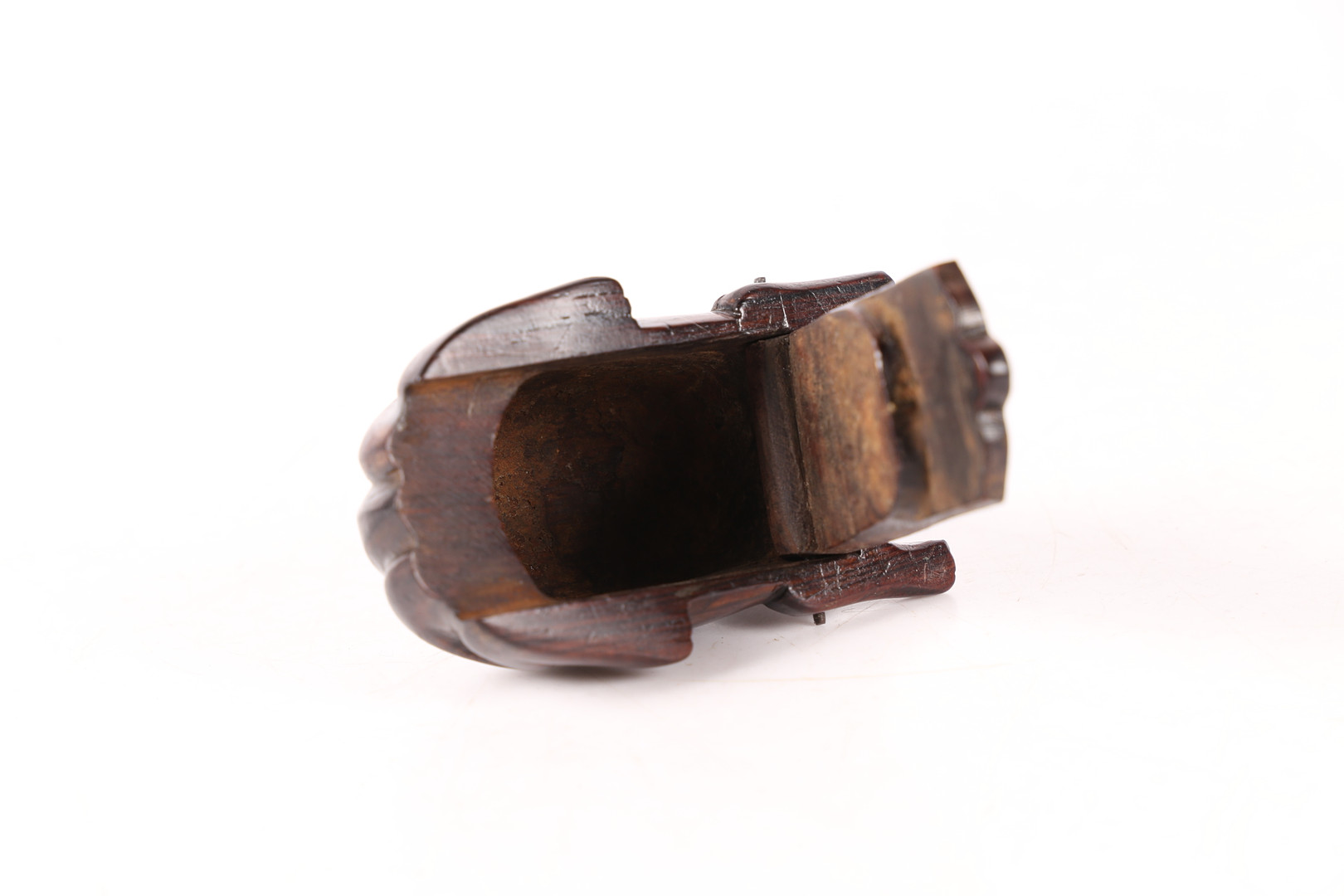 A 19TH CENTURY ROSEWOOD FROG SNUFF BOX. - Image 6 of 6