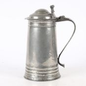 A PEWTER STRAIGHT-SIDED DOME-LIDDED FLAGON, YORK, CIRCA 1700-20.