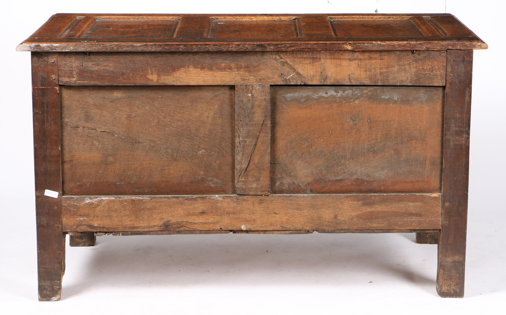 A BOLD DESIGNED CHARLES II OAK AND STAINED COFFER, WEST COUNTRY, CIRCA 1660. - Image 2 of 4