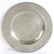A LATE 17TH CENTURY PEWTER INCISED REEDED SEMI-BROAD RIM DISH, ENGLISH, CIRCA 1675-1700.