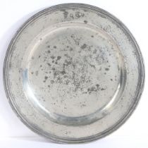 A WILLIAM & MARY PEWTER MULTIPLE-REEDED DISH, CIRCA 1690.