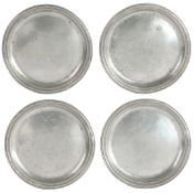 A SET OF FOUR CHARLES II PEWTER REEDED NARROW RIM PLATES, CIRCA 1680.