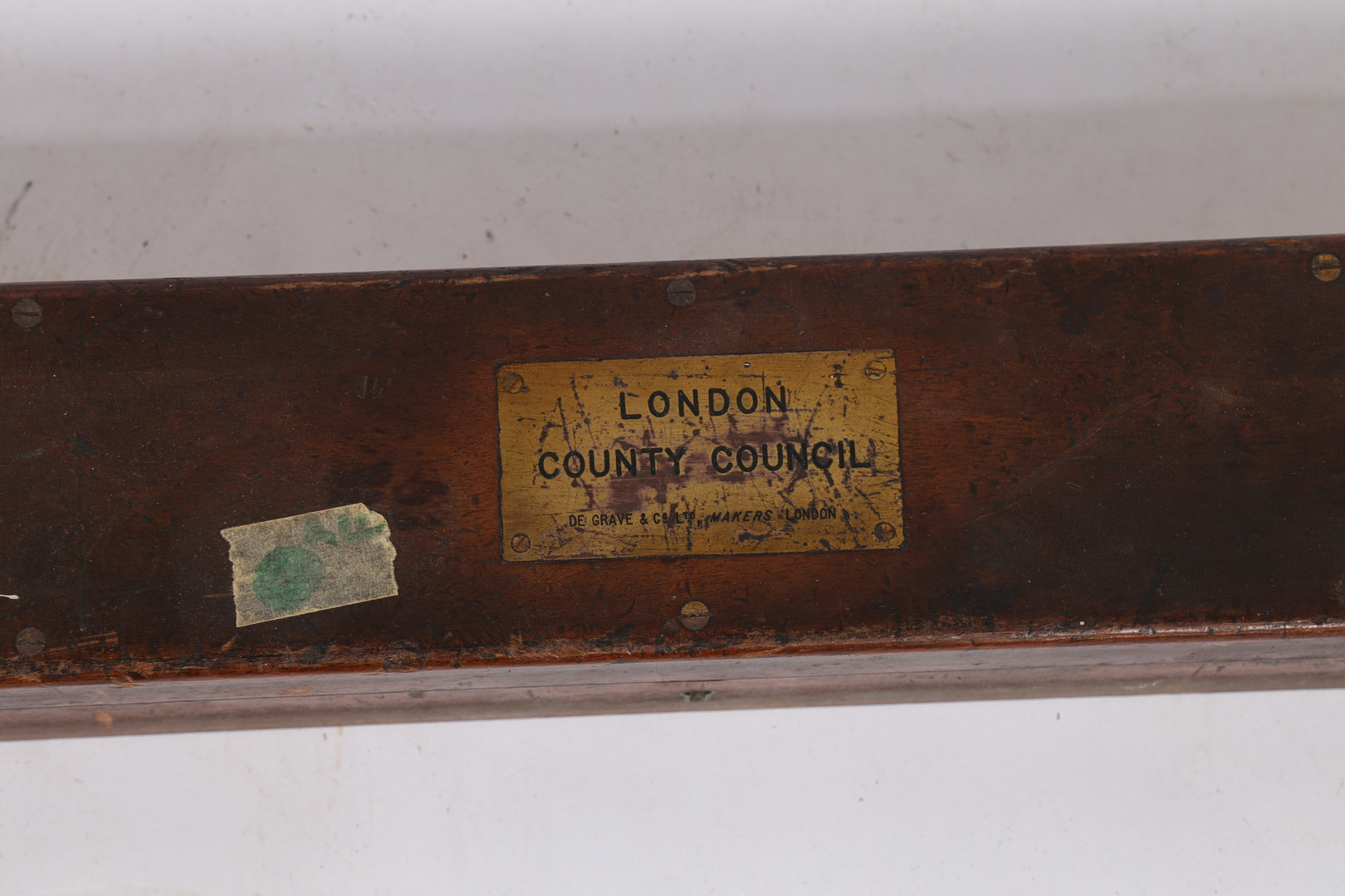 A LONDON COUNTY COUNCIL "STANDARD YARD" MEASURE BY DE GRAVE & CO LTD. - Image 10 of 10