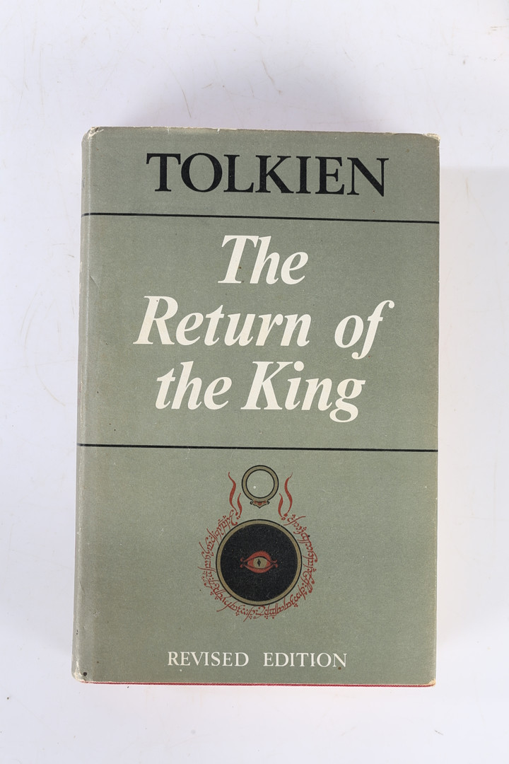 J.R.R TOLKIEN "THE LORD OF THE RINGS" VOLUMES 1 - 3. - Image 13 of 17