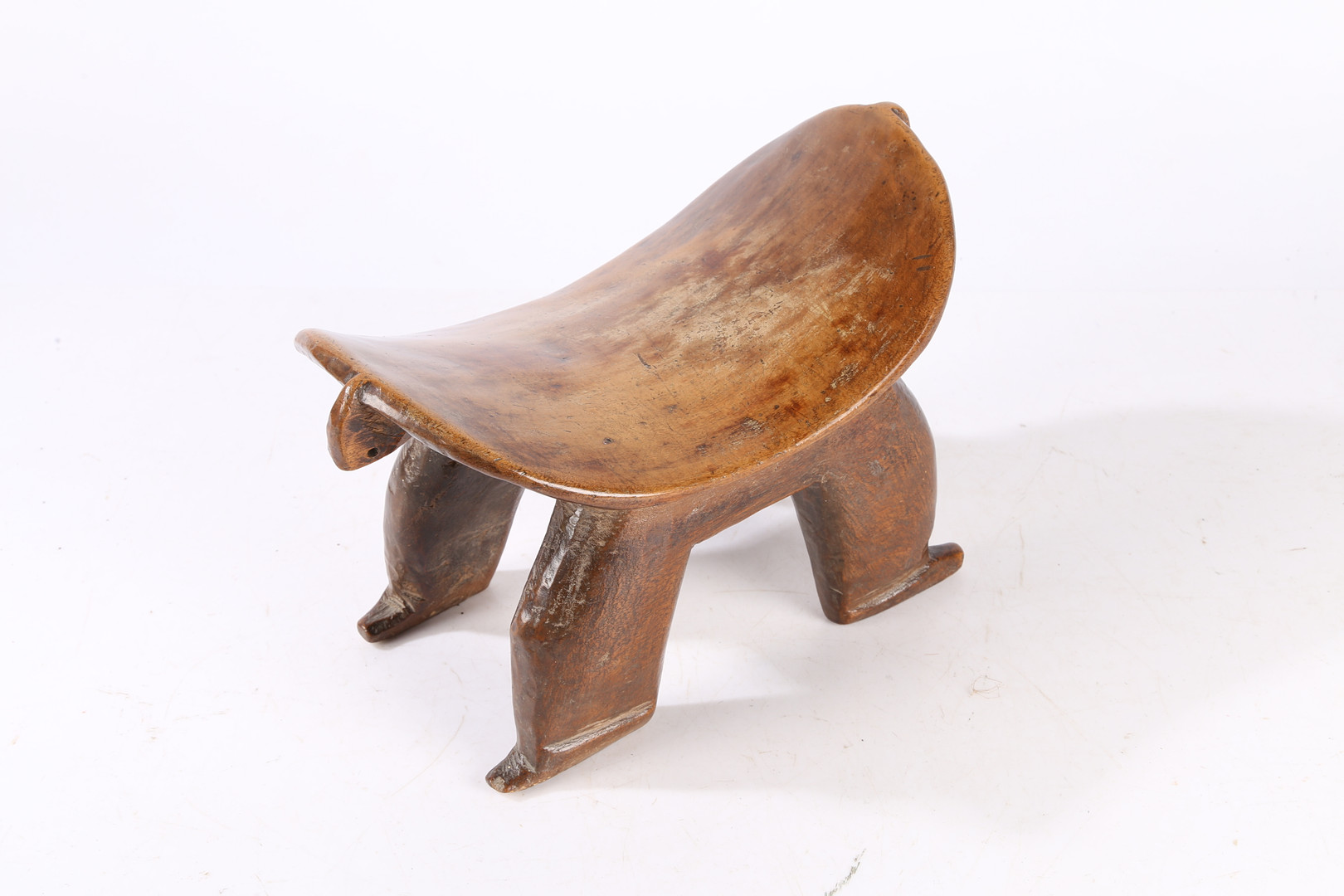 A SUDAN BONGO ZOOMORPHIC HEADREST. - Image 3 of 7