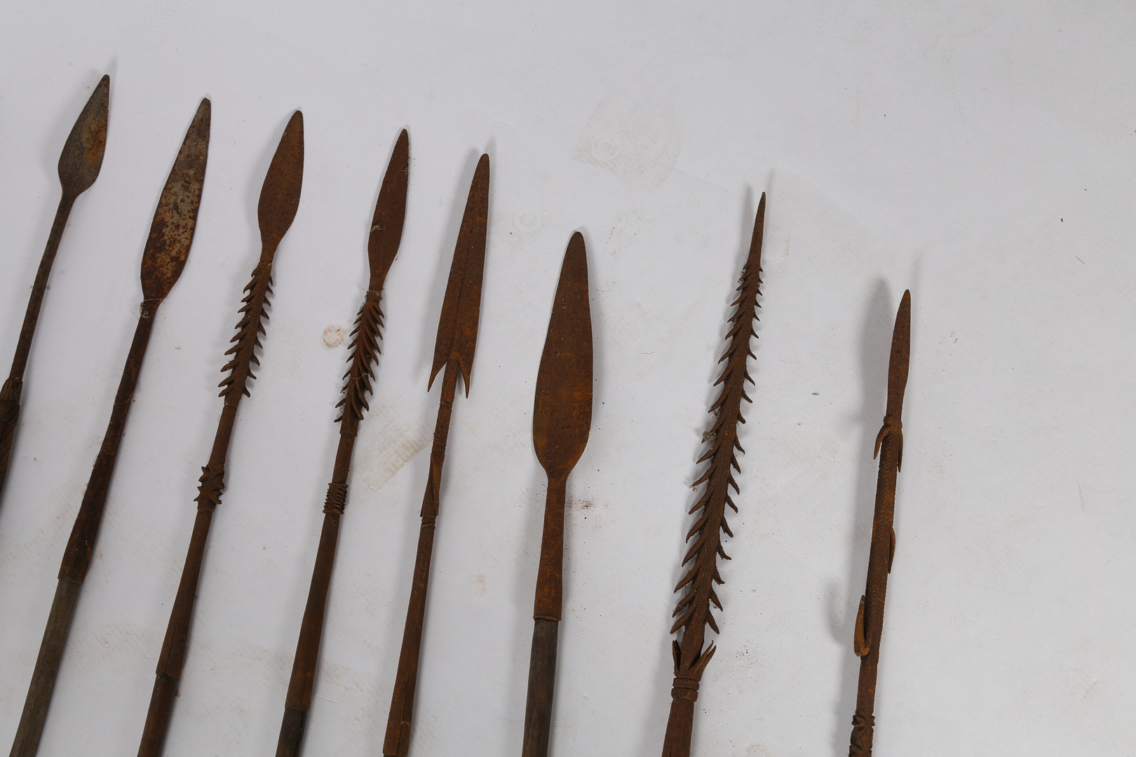COLLECTION OF AFRICAN TRIBAL SPEARS. - Image 8 of 10