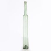 A 18TH CENTURY FRENCH LONG AND THIN CHEMISTS BOTTLE OF UNUSUAL PROPORTIONS.
