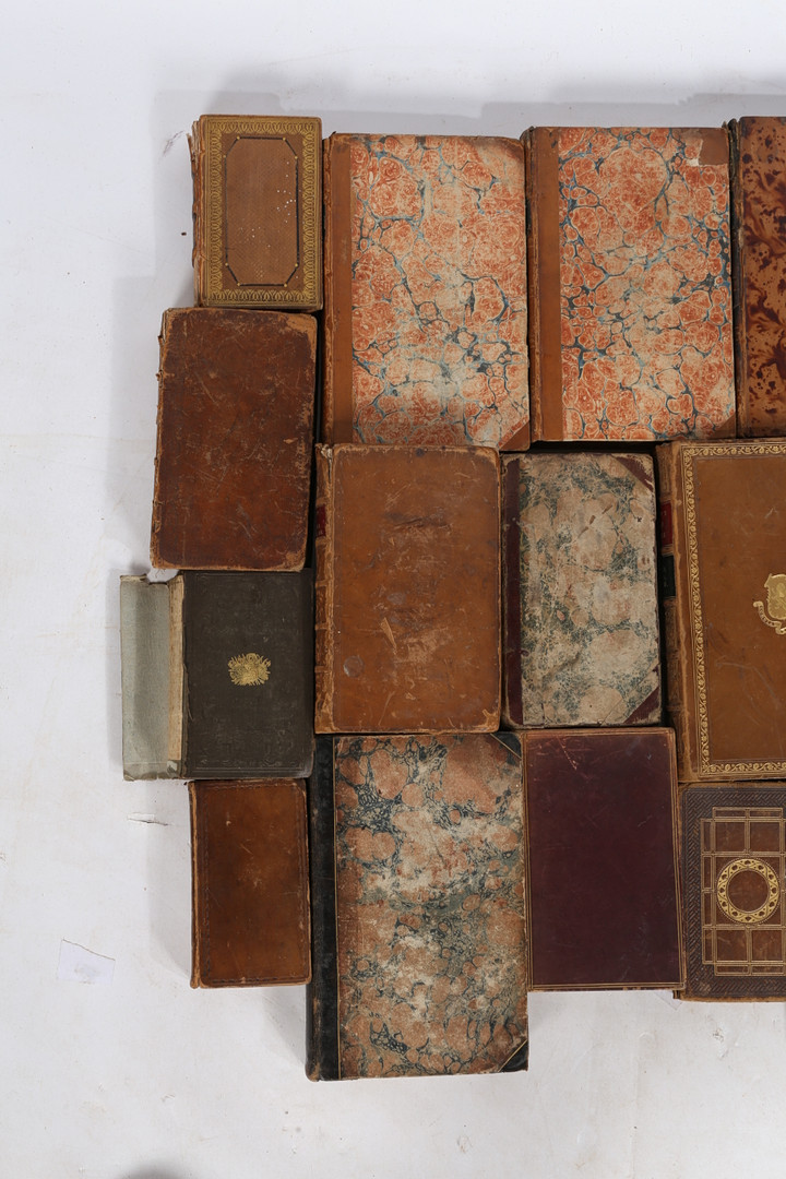A COLLECTION OF 18TH AND 19TH CENTURY LEATHER BOUND BOOKS. - Image 3 of 5