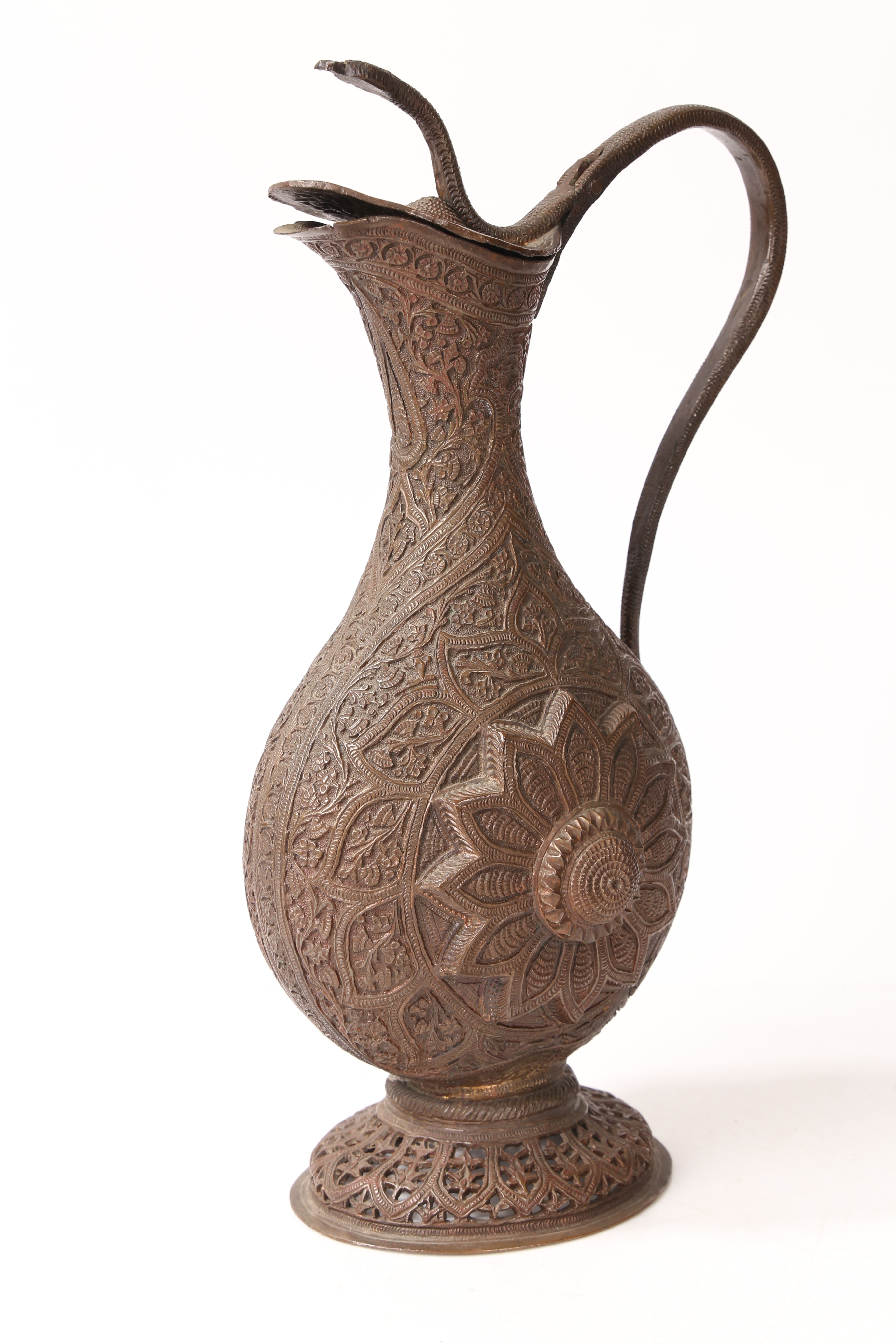 A 19TH CENTURY PERSIAN COPPER EWER. - Image 6 of 11