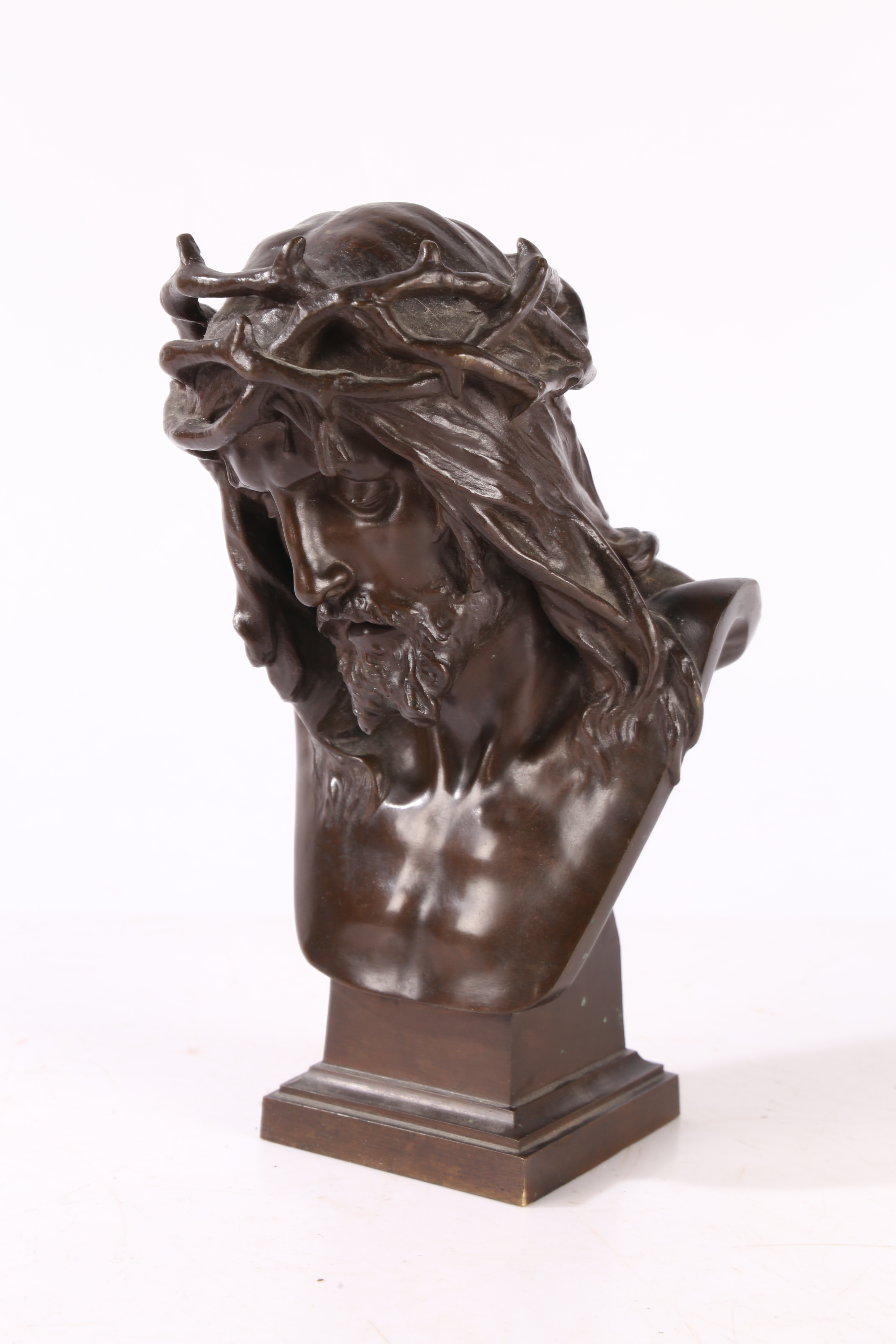 EUGENE MARIOTON (PARIS 1854-1933) "JESUS CHRIST" BRONZE BUST. - Image 3 of 20