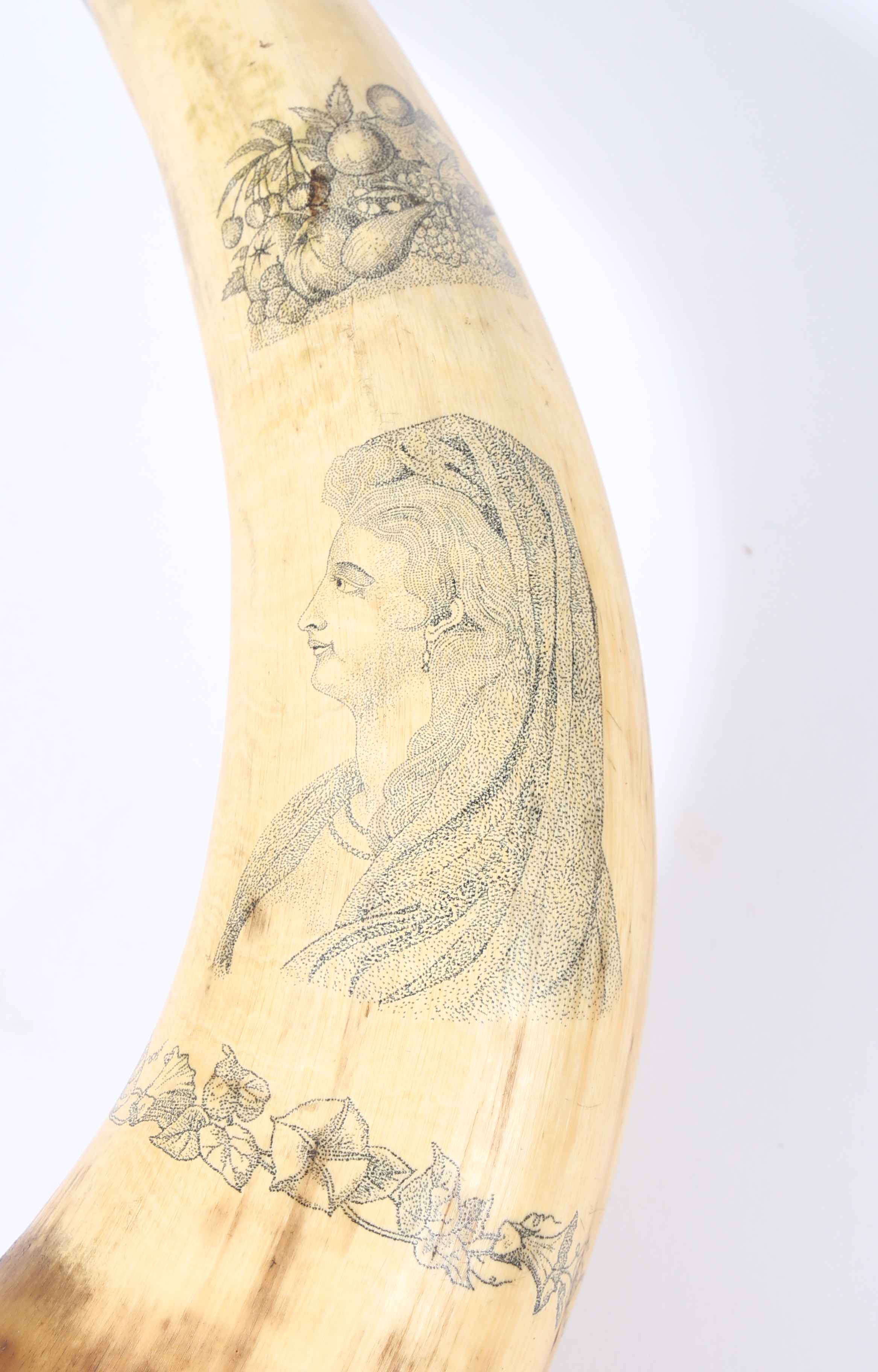 A LARGE PAIR OF 19TH CENTURY SCRIMSHAW HORNS. - Image 2 of 11