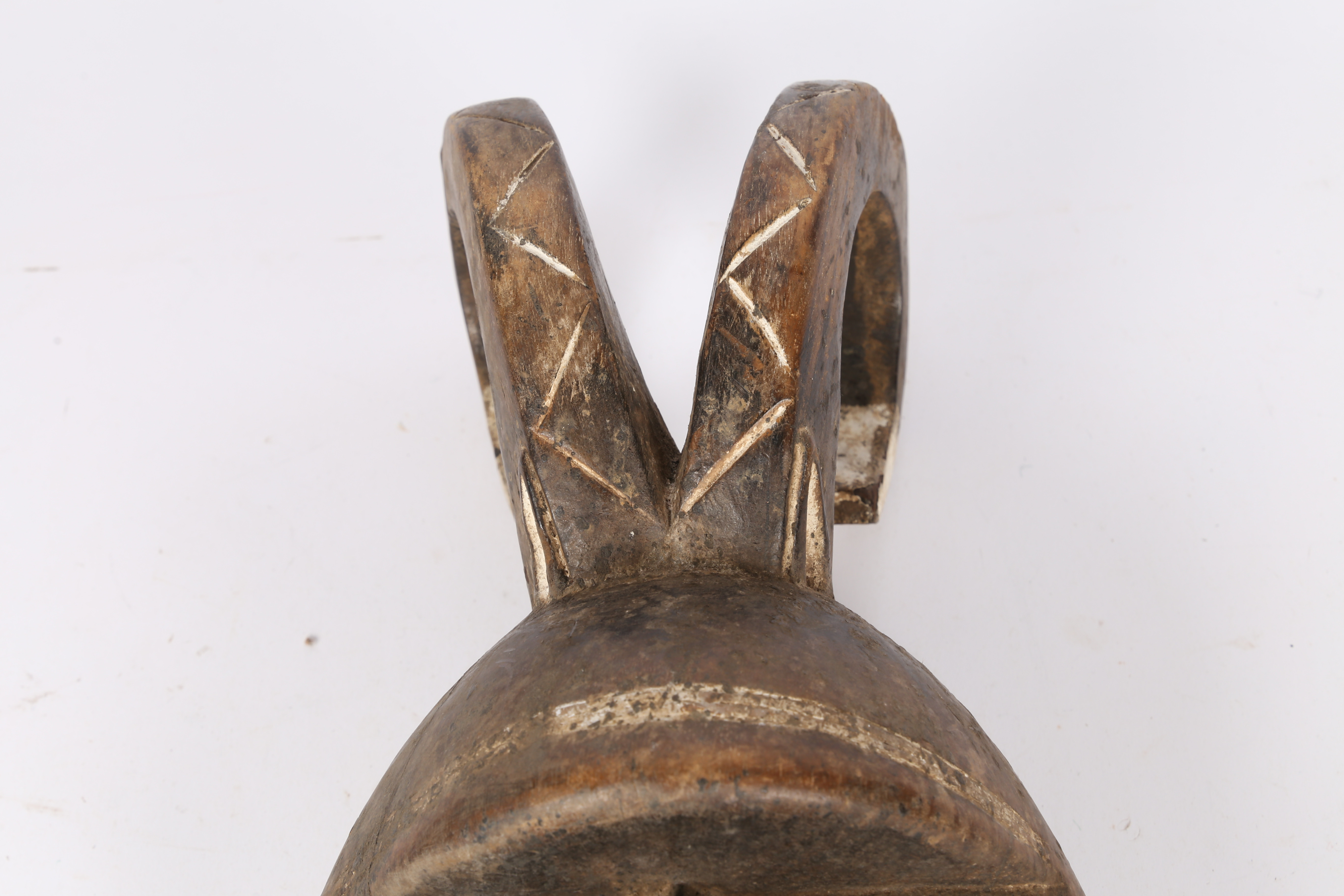 A GREBO ANTELOPE MASK, LIBERIA. - Image 2 of 7