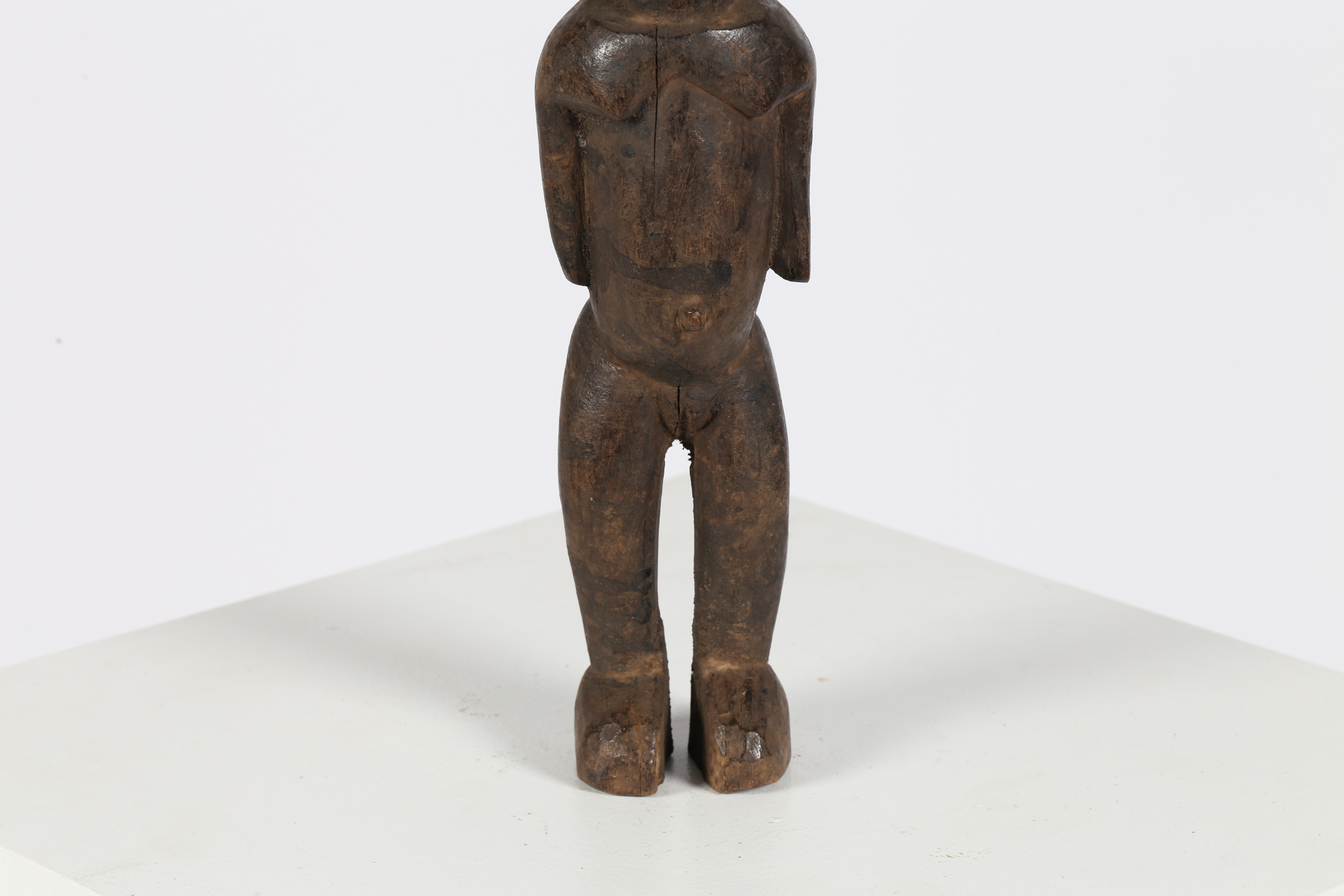 A BAULE STANDING MALE FIGURE, IVORY COATS/COTE D'IVOIRE. - Image 3 of 8