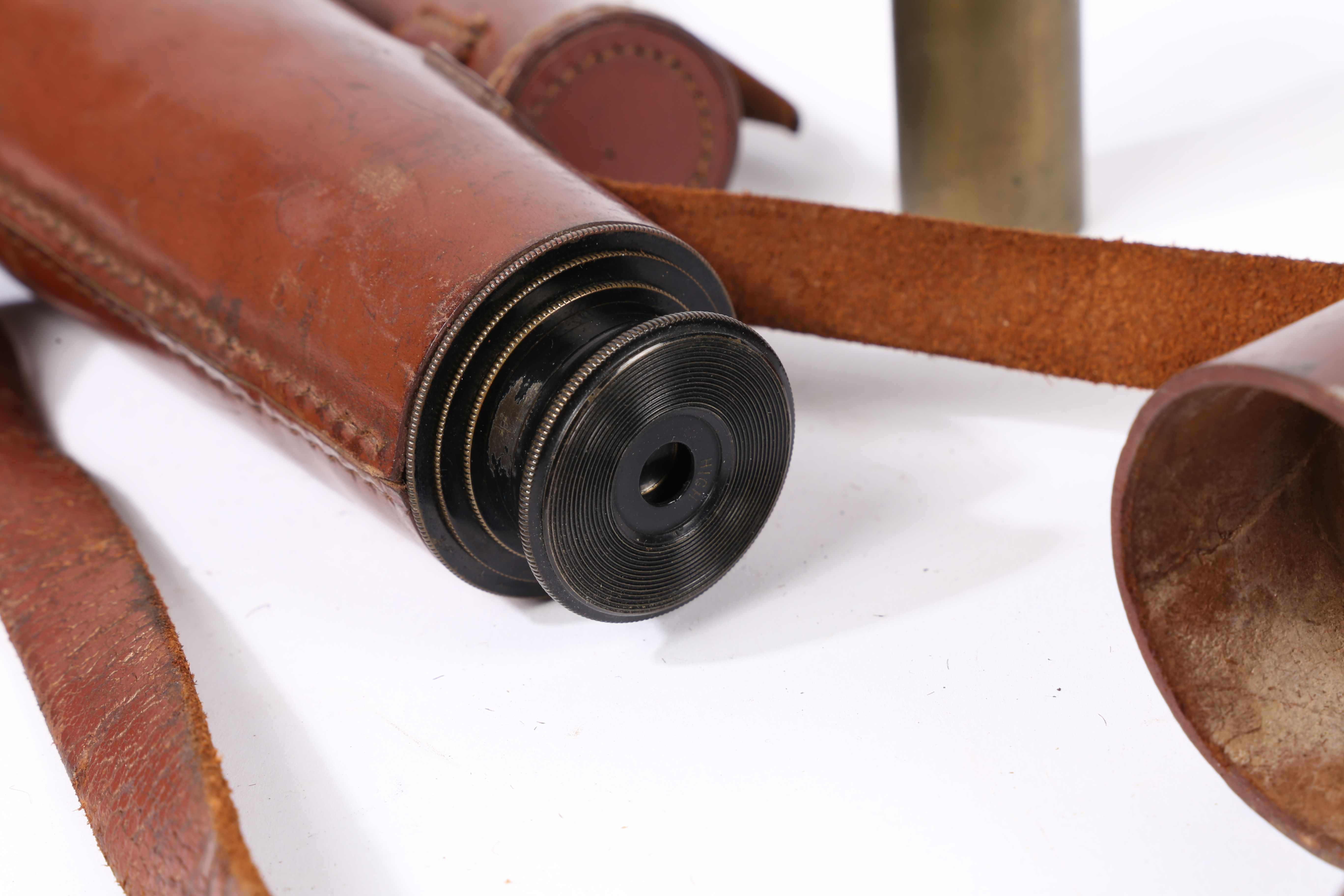 A LATE 19TH/EARLY 20TH CENTURY THREE DRAWER TELESCOPE BY DOLLAND OF LONDON. - Image 6 of 6