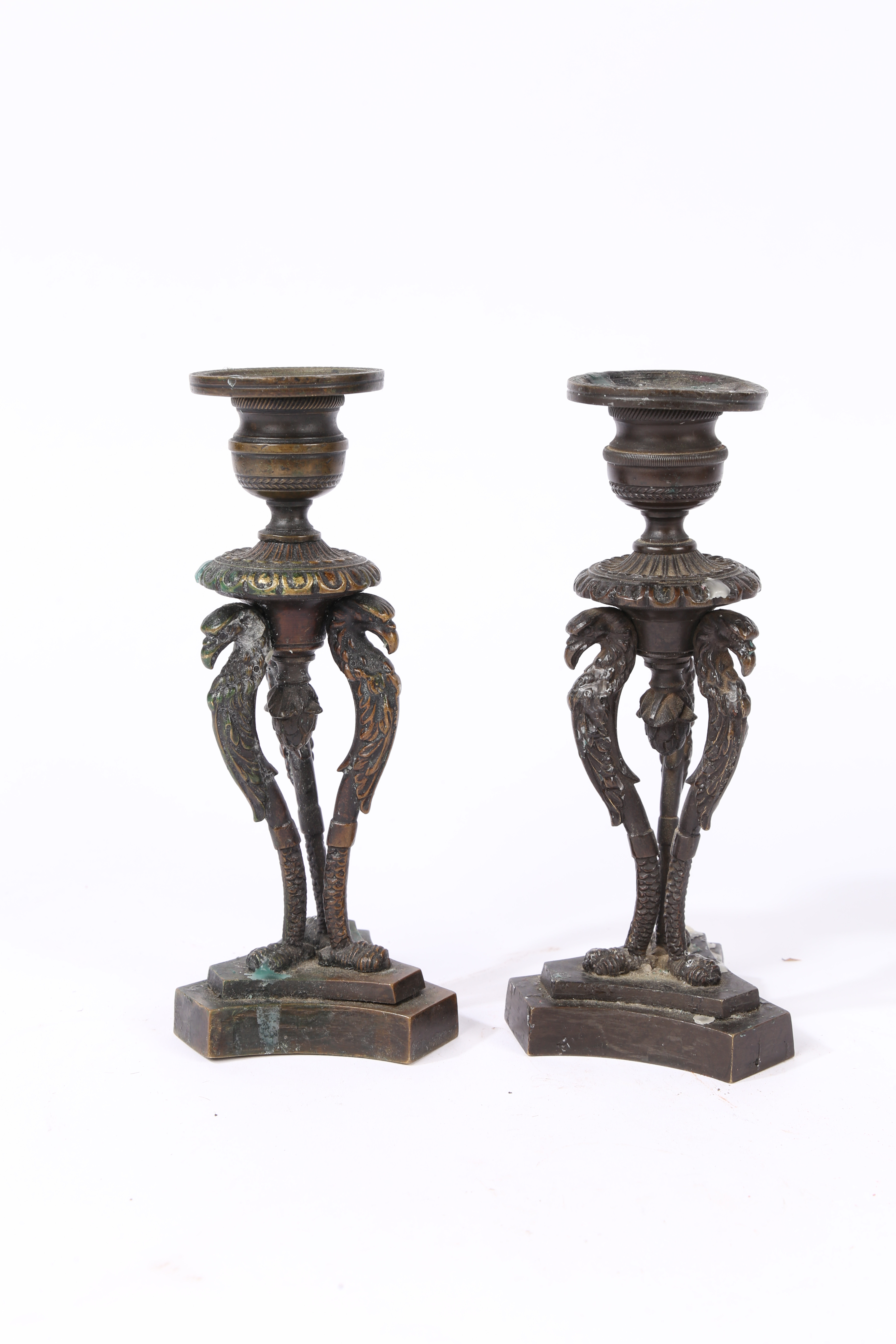 IN THE MANNER OF CHENEY OF LONDON A PAIR OF REGENCY BRONZE CANDLESTICKS. - Image 2 of 6