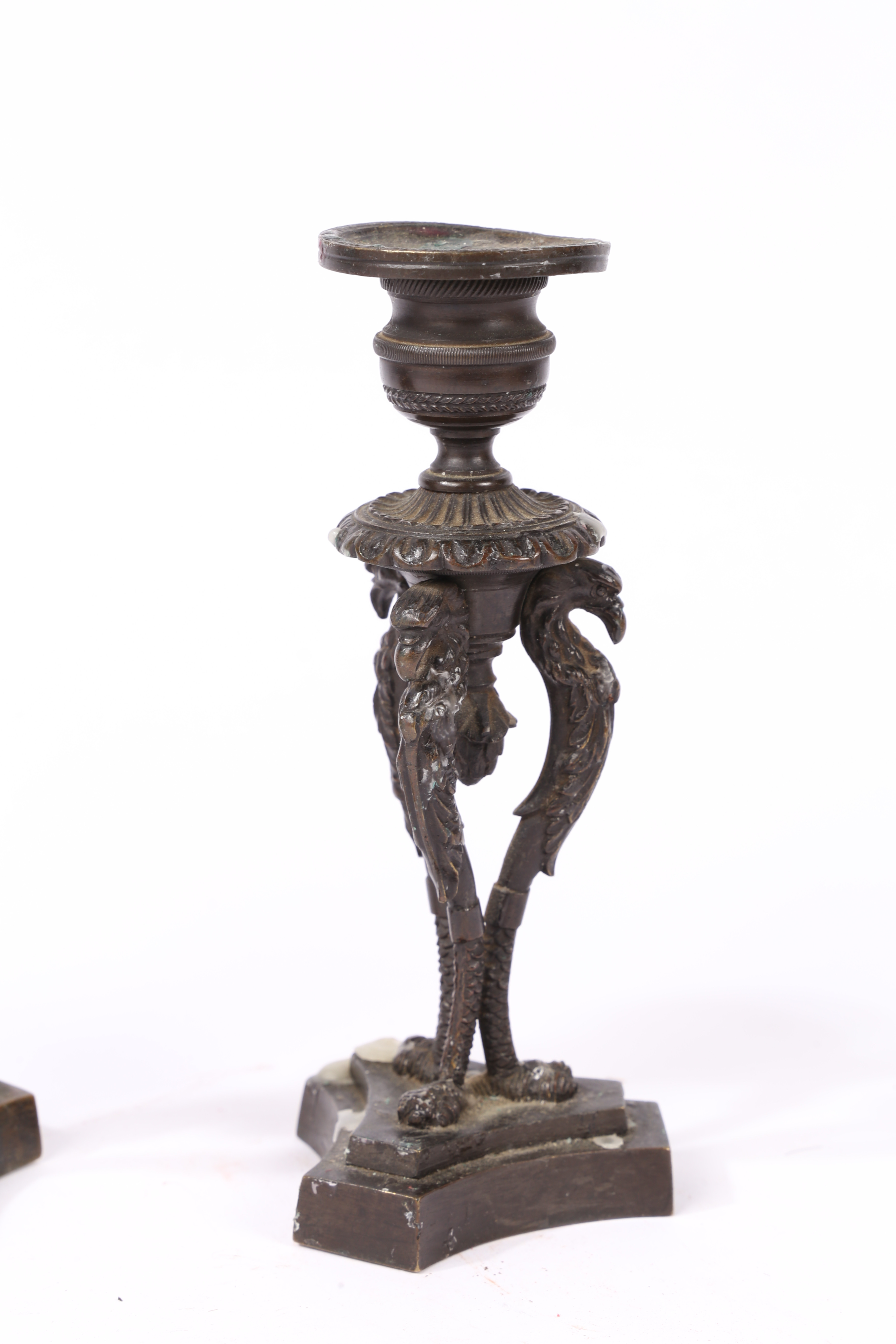 IN THE MANNER OF CHENEY OF LONDON A PAIR OF REGENCY BRONZE CANDLESTICKS. - Image 3 of 6