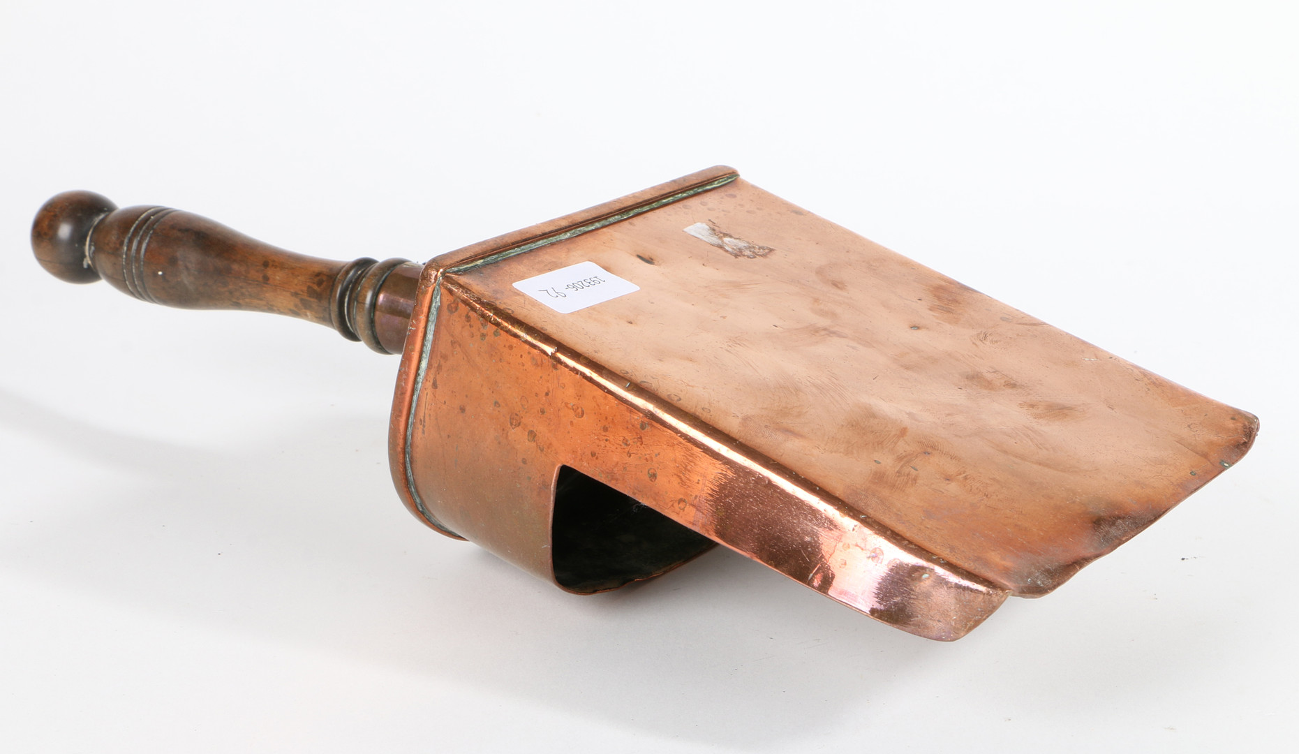 A 19TH CENTURY SEAMED COPPER COAL SHOVEL, ENGLISH. - Image 2 of 2