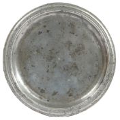 A WILLIAM & MARY PEWTER MULTI-REED NARROW RIM PLATE, OXFORDSHIRE, CIRCA 1690.