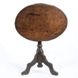 A WILLIAM & MARY OAK TRIPOD TABLE, CIRCA 1690.