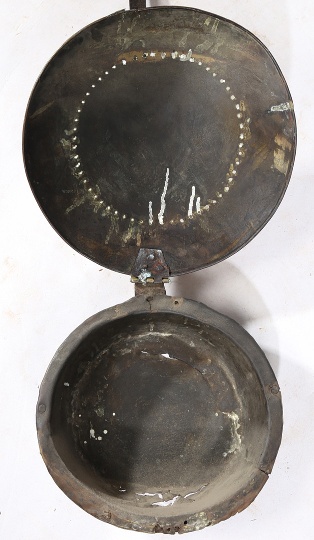 A CHARLES I BRASS AND IRON WARMING PAN, DATED 1641. - Image 3 of 5