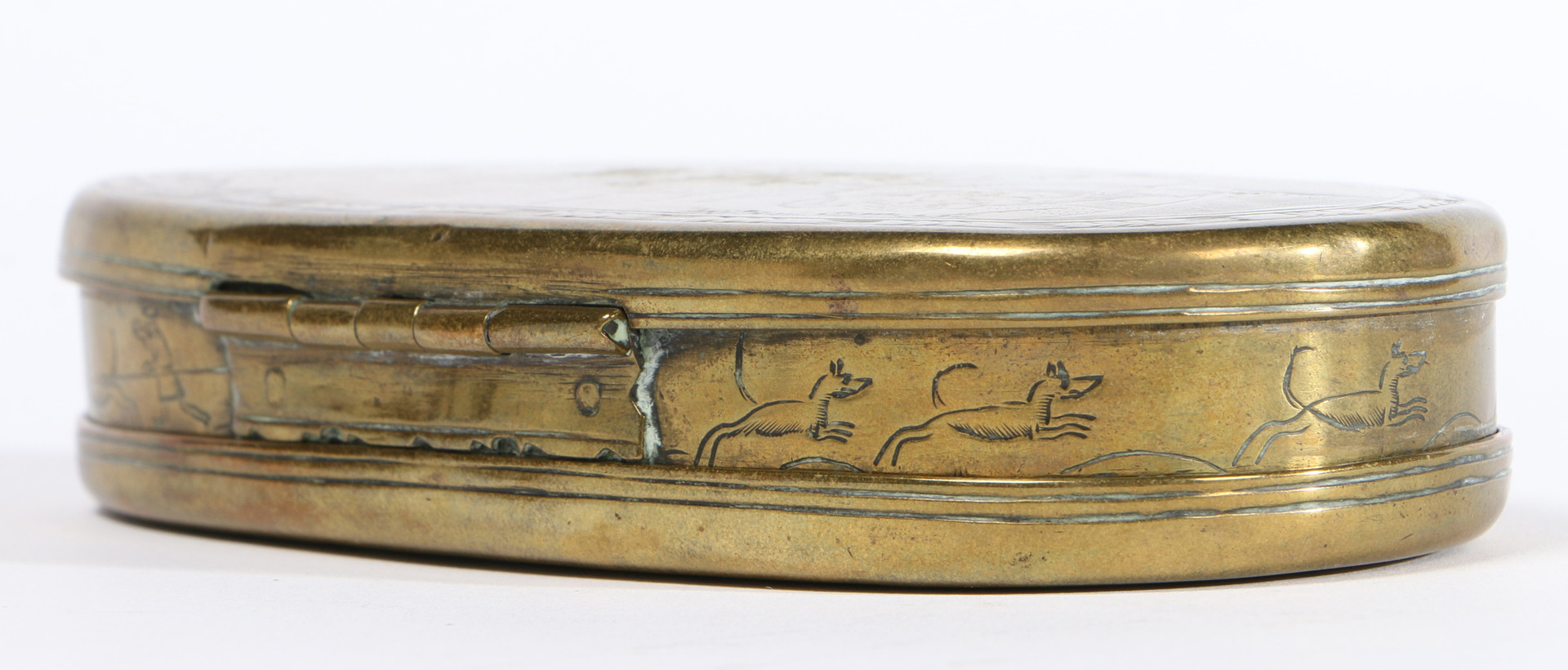 A MID-18TH CENTURY BRASS DOUBLE-LIDDED SNUFF BOX, DUTCH. - Image 7 of 9